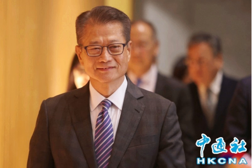 陈茂波：将全面检视香港中产人士免税额调整空间